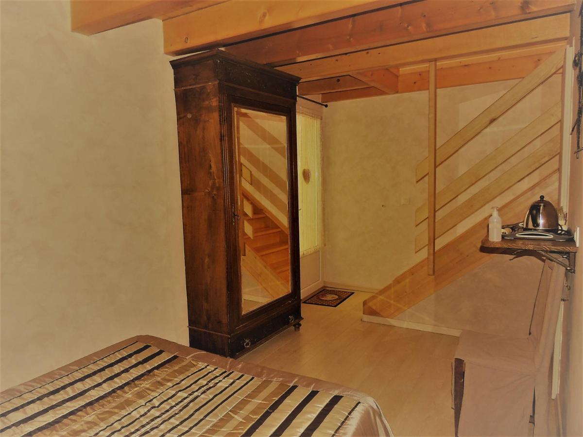 Chambres D'Hotes La Dorgisane Venterol  Exterior photo