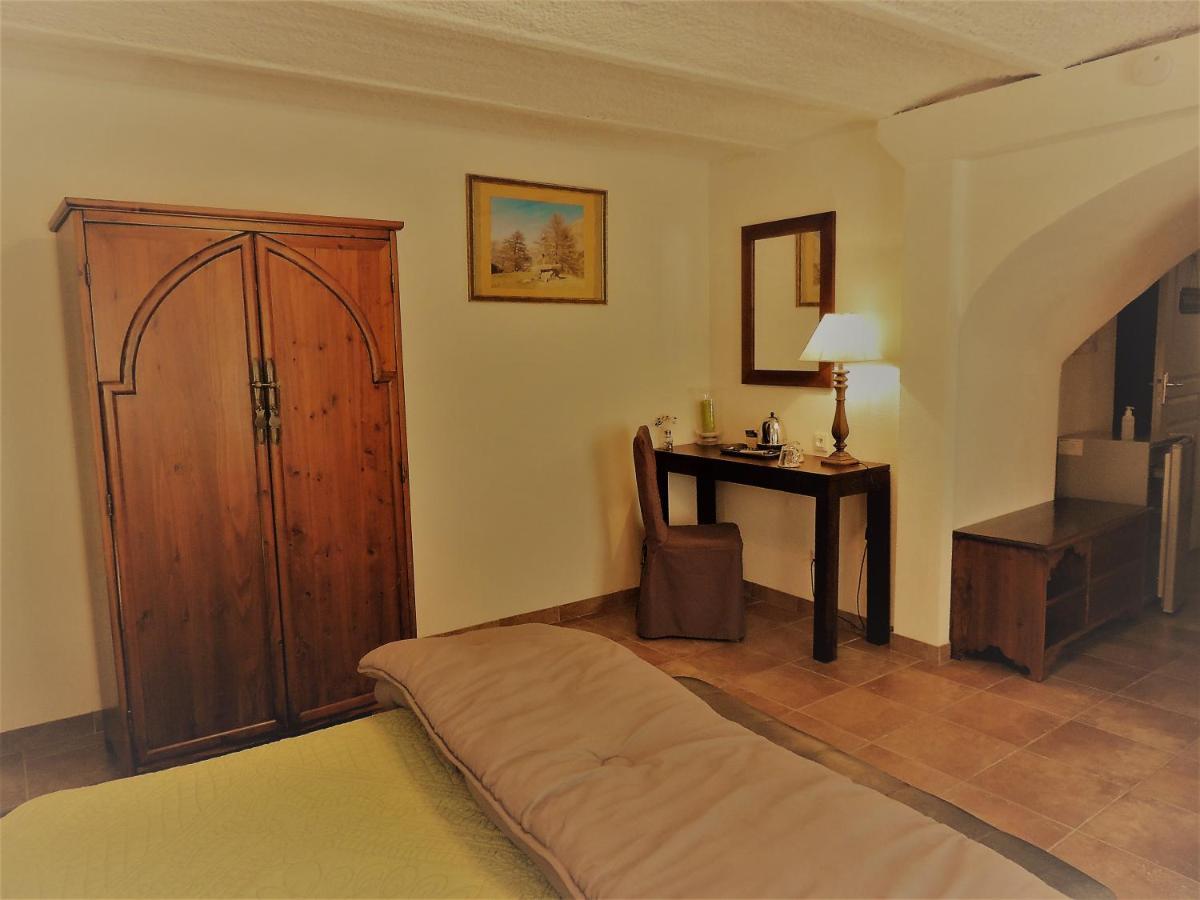 Chambres D'Hotes La Dorgisane Venterol  Exterior photo