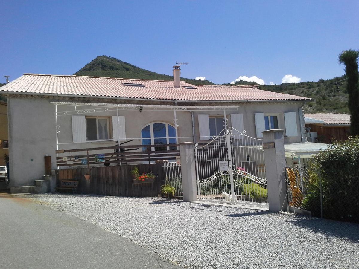 Chambres D'Hotes La Dorgisane Venterol  Exterior photo